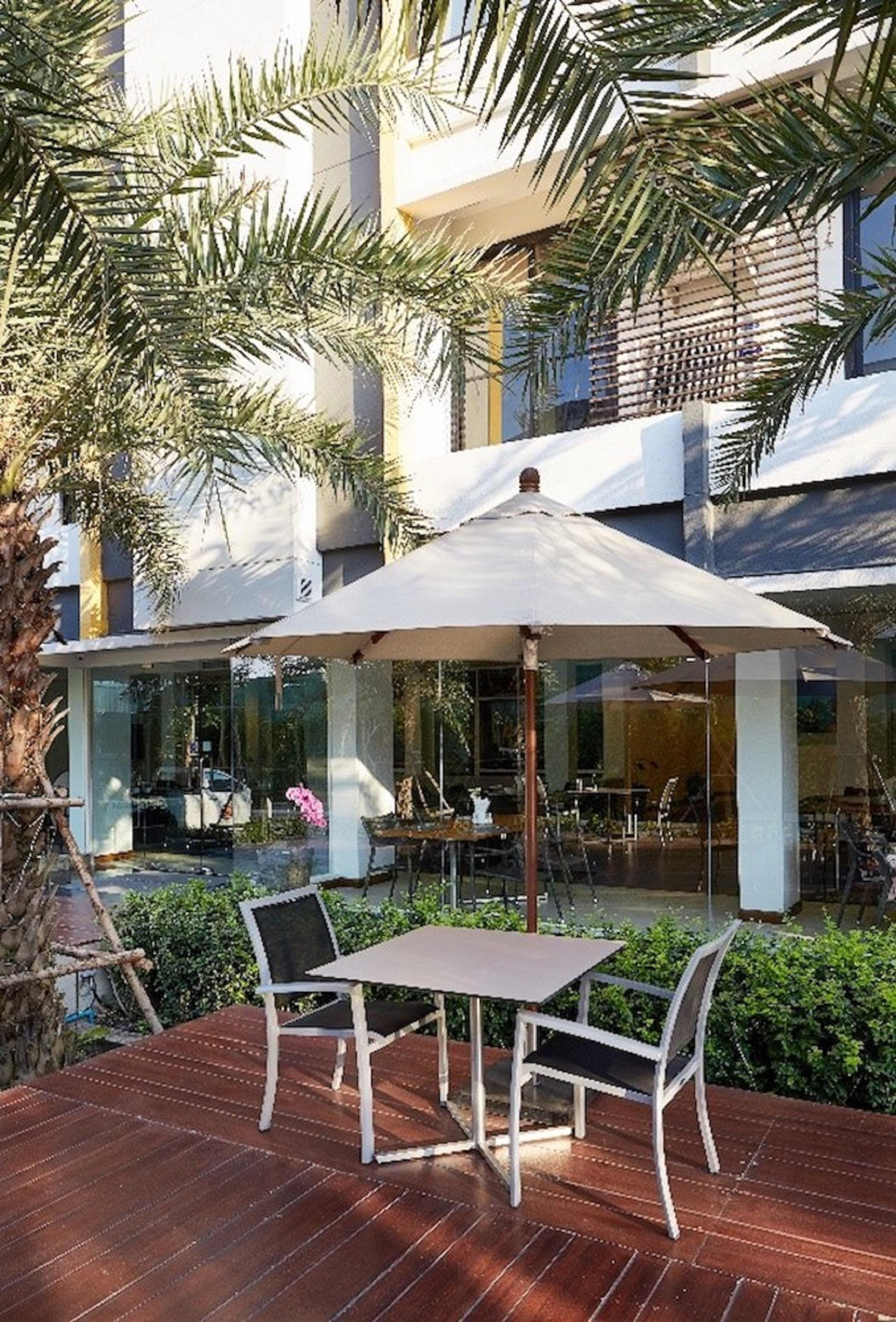 Baan Oliver Srinakarin Banguecoque Exterior foto